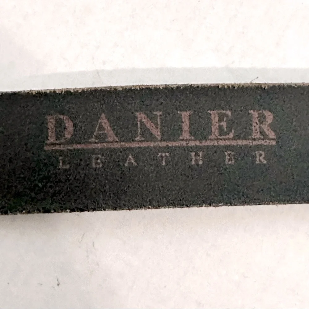 Elegant Danier Black Leather Belt with cowhide details,silver-toned buckle sz 26